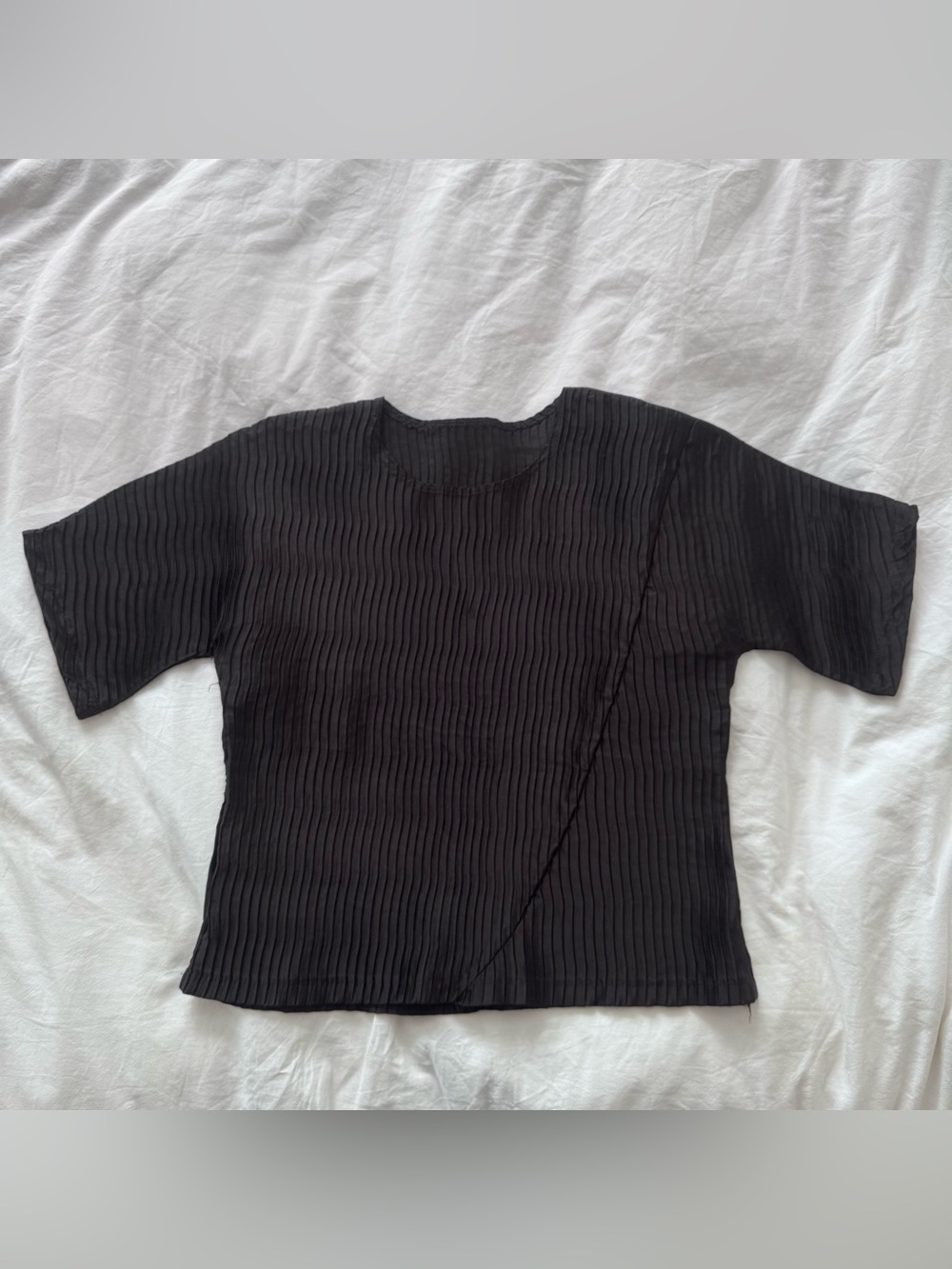 NIN Clothing Pleats Please Top